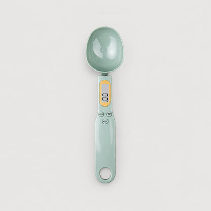 Digital dog food measuring spoon for daily feeding