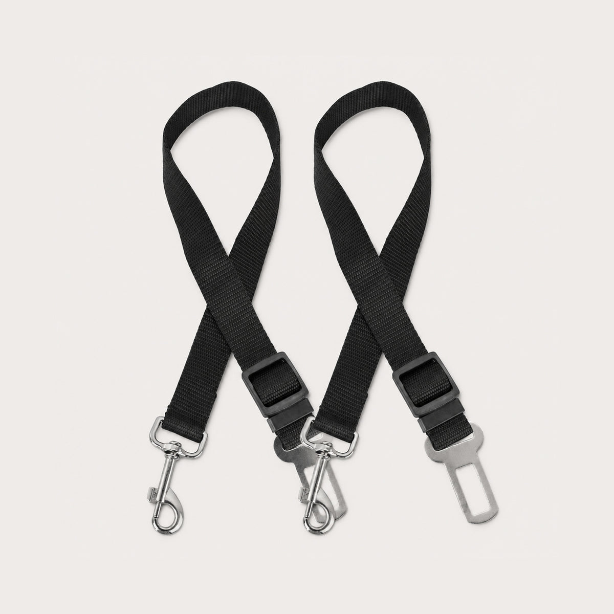 SafeRide 2-piece adjustable dog car seat belt set in black with metal buckle clips